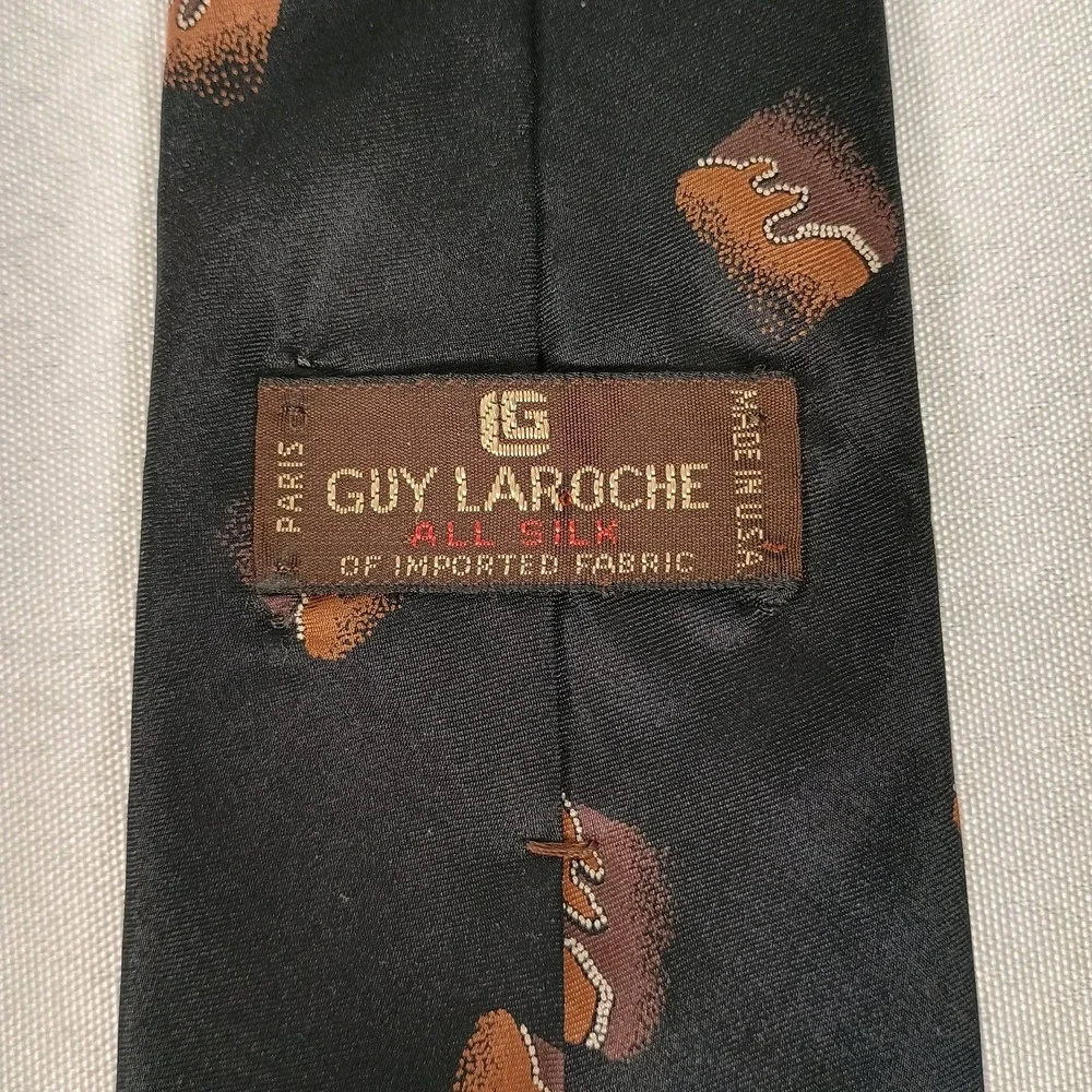 Guy Laroche Paris All Silk Tie Black Brown Abstract Pattern Made in USA Imported